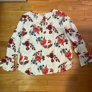 LOFT floral print long sleeved shirt. Size large.